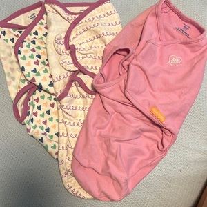 SwaddleMe small/med swaddles